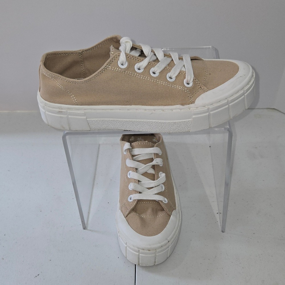 Mad Love Lennie Tan Canvas Platform Sneakers Women Size 8 Daisy Print Insole